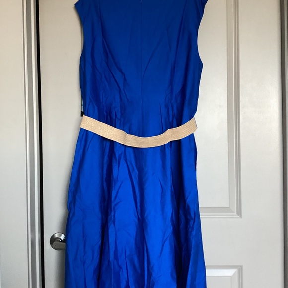 Jessica Howard Plus Size Belted Sleeveless V-Neck Midi Dress, size 20W - Picture 10 of 14